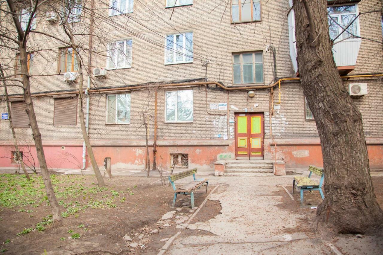 Semi-Luxury Apt On 82 Nezalezhnoi Ukrаiny Street Near Intourist Hotel Zaporizhia Exterior photo